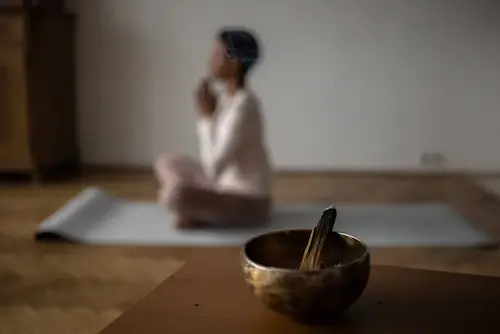 A Dieta de 7 Dias: O Jejum de Negatividade e a Reprogramação Mental